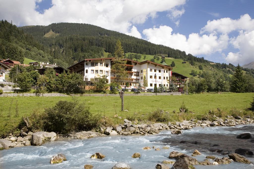 Alpenhotel Tirolerhof Герлос Экстерьер фото
