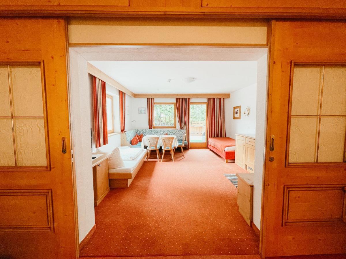 Alpenhotel Tirolerhof Герлос Экстерьер фото