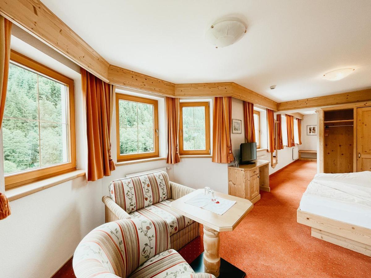 Alpenhotel Tirolerhof Герлос Экстерьер фото