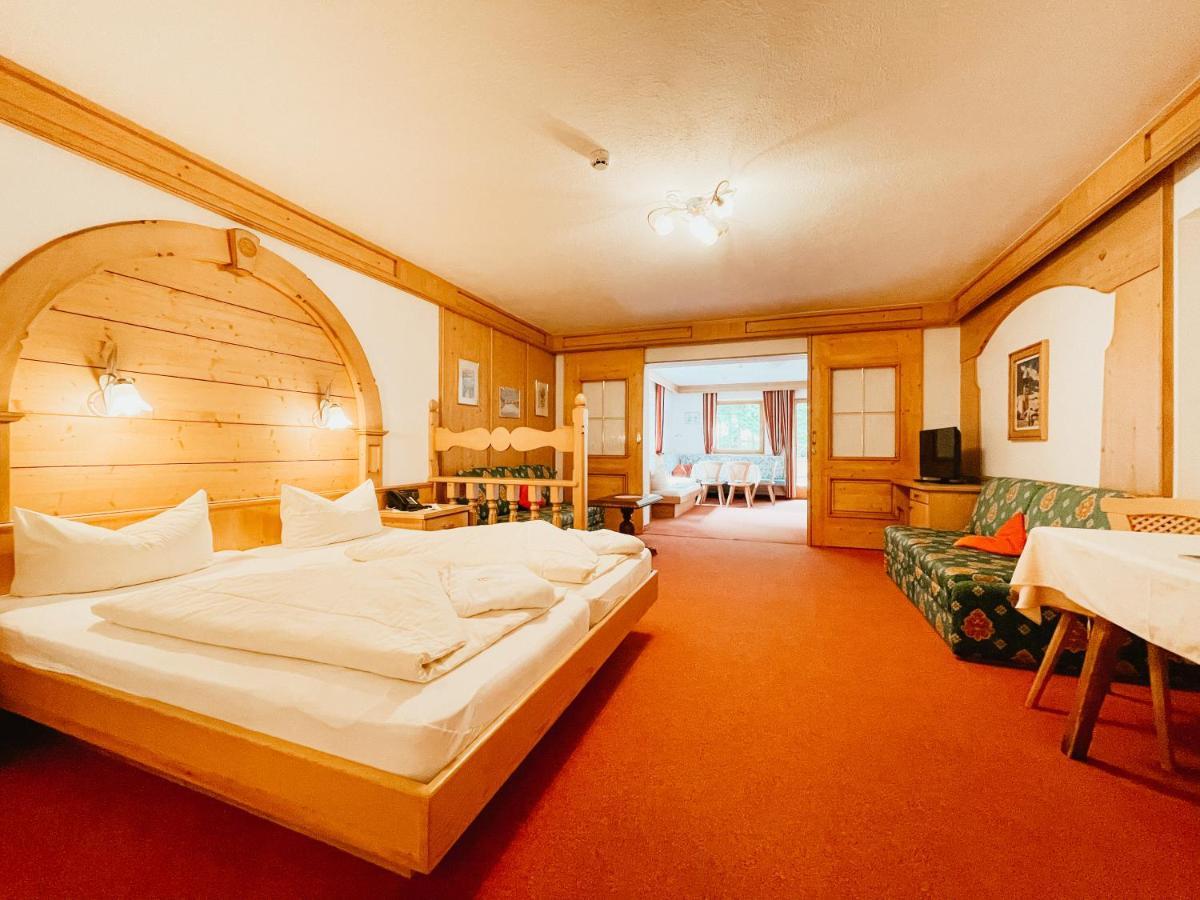 Alpenhotel Tirolerhof Герлос Экстерьер фото