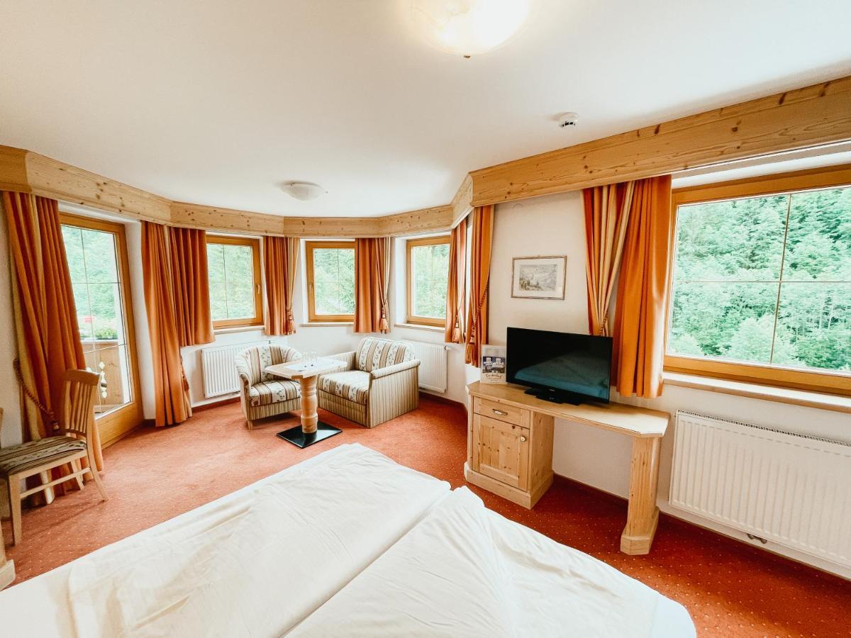 Alpenhotel Tirolerhof Герлос Экстерьер фото